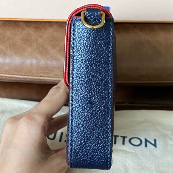 *SOLD* Louis Vuitton Felicie Pochette Monogram Empreinte Leather - Picture 8 of 16